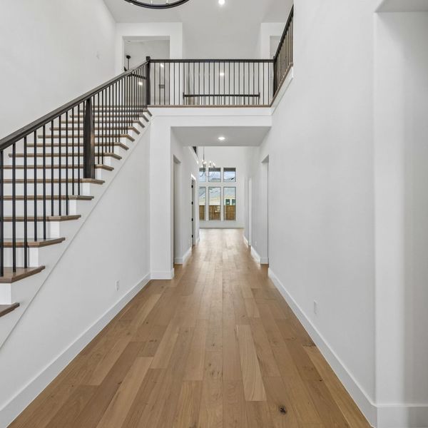 Spacious, unfurnished interior of a new home in The Parks at Wilson Creek, Celina (Image 51).