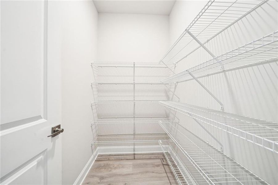 Spacious, unfurnished interior of a new home in River Pointe, Monroe (Image 37).