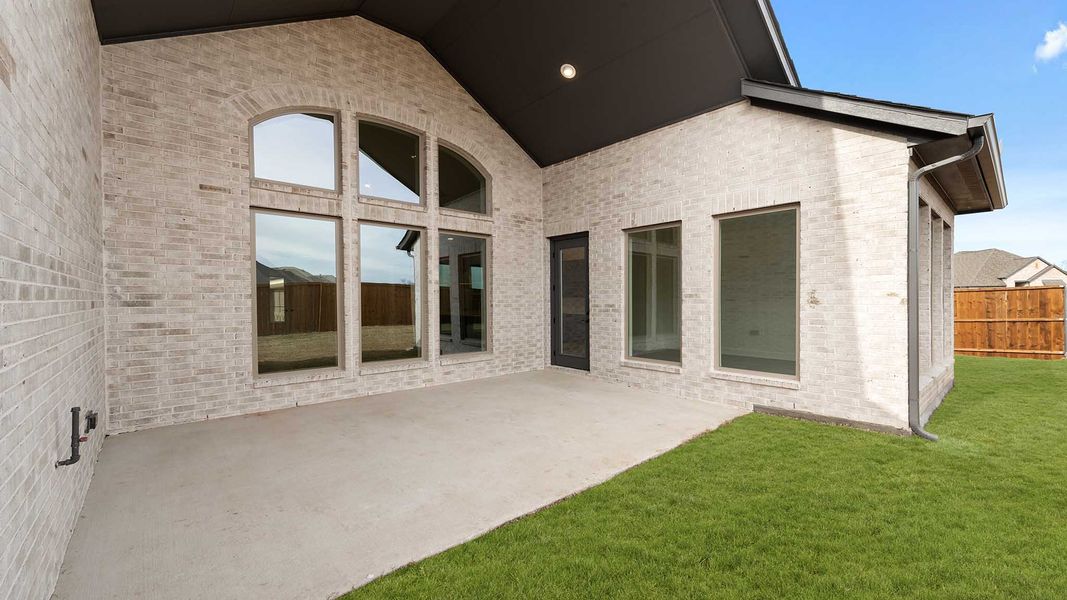 Exterior details and patio area of a home in Sonoma Verde, McLendon-Chisholm (Image 2). Exterior details and patio area of a home in Sonoma Verde, McLendon-Chisholm (Image 2).