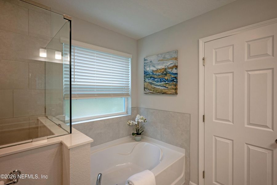 Furnished interior view inside a new home in , Jacksonville (Image 37).