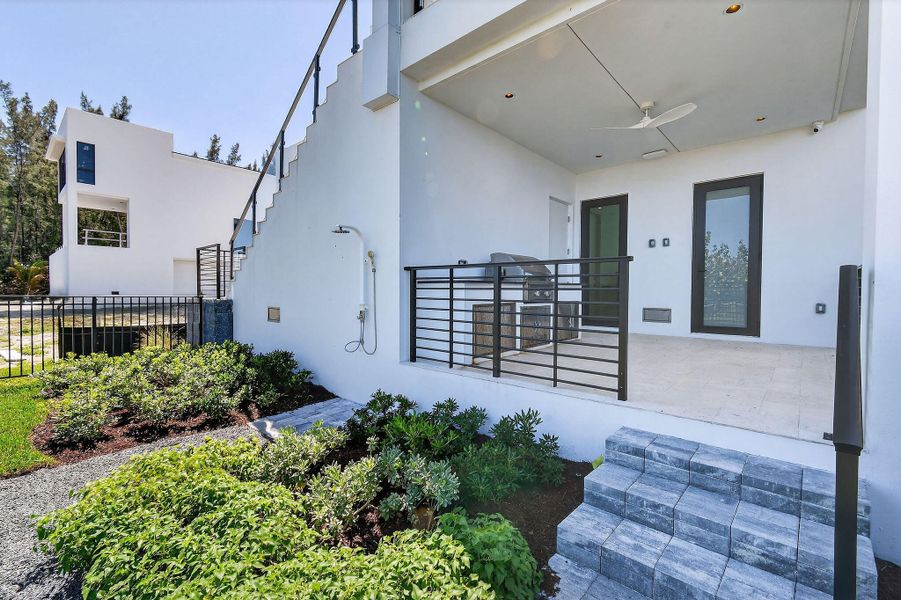 4360DiamondShoresWay(21)