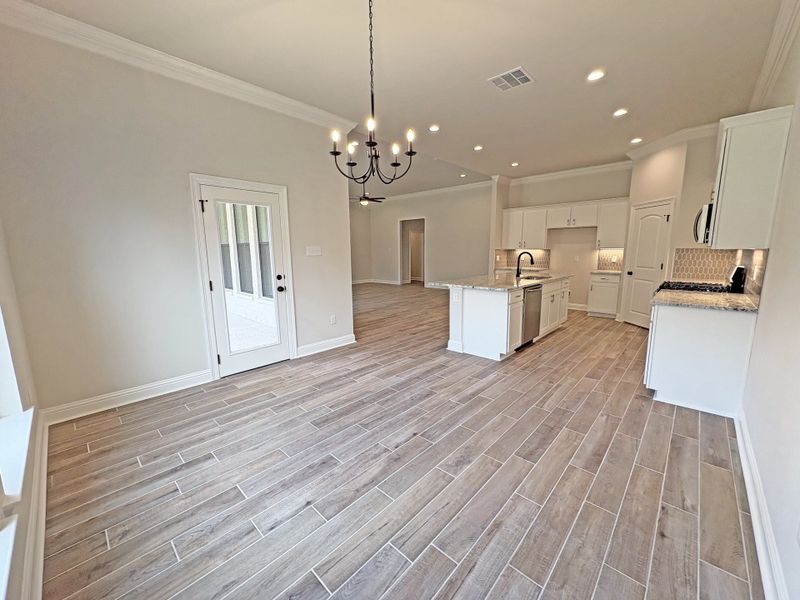 Spacious, unfurnished interior of a new home in Longleaf, Lumberton (Image 21).
