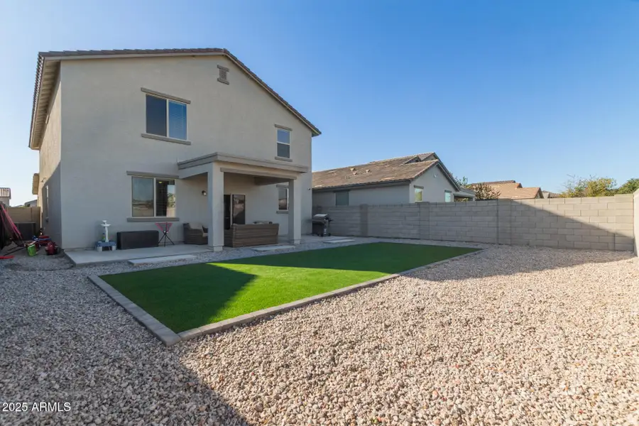 36 - Seldon 36 - Seldon