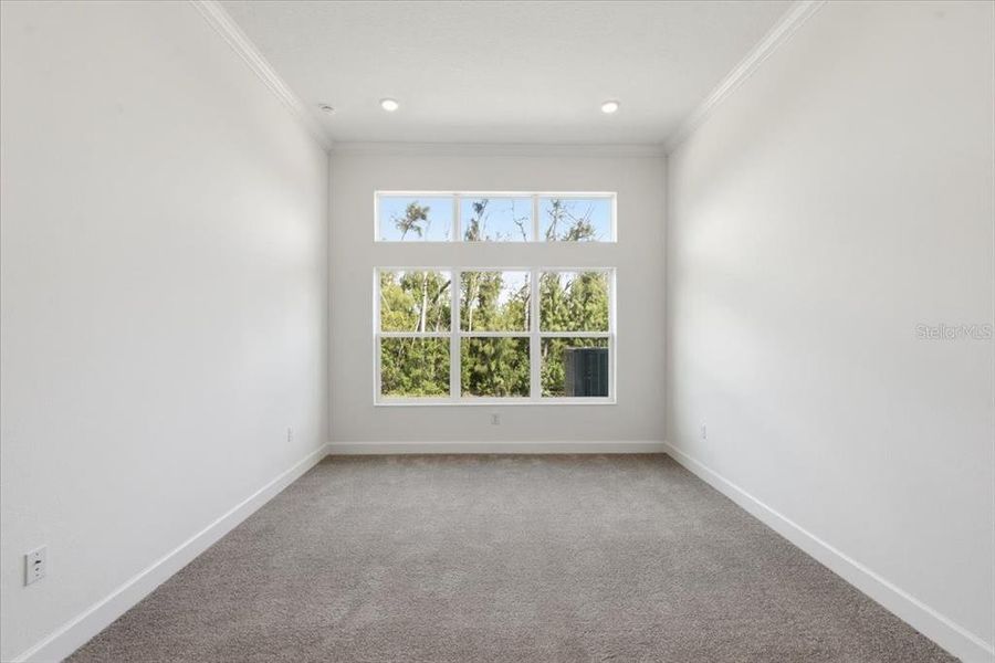 Spacious, unfurnished interior of a new home in Marisol Pointe at MiraBay, Apollo Beach (Image 13).