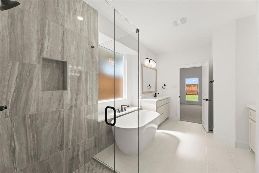Furnished interior view inside a new home in Inspiration, Lucas (Image 15).