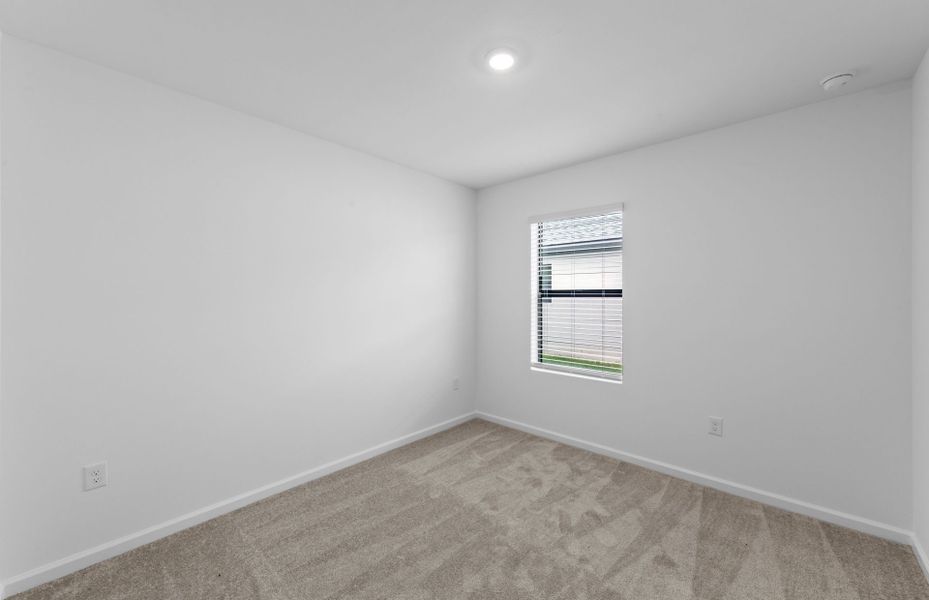 Spacious, unfurnished interior of a new home in Caloosa Cove, Labelle (Image 12).