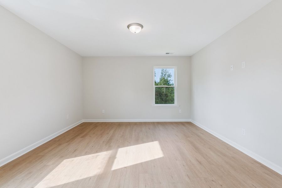 Spacious, unfurnished interior of a new home in NorthShore on the St. Marys River, Kingsland (Image 31). Spacious, unfurnished interior of a new home in NorthShore on the St. Marys River, Kingsland (Image 31).