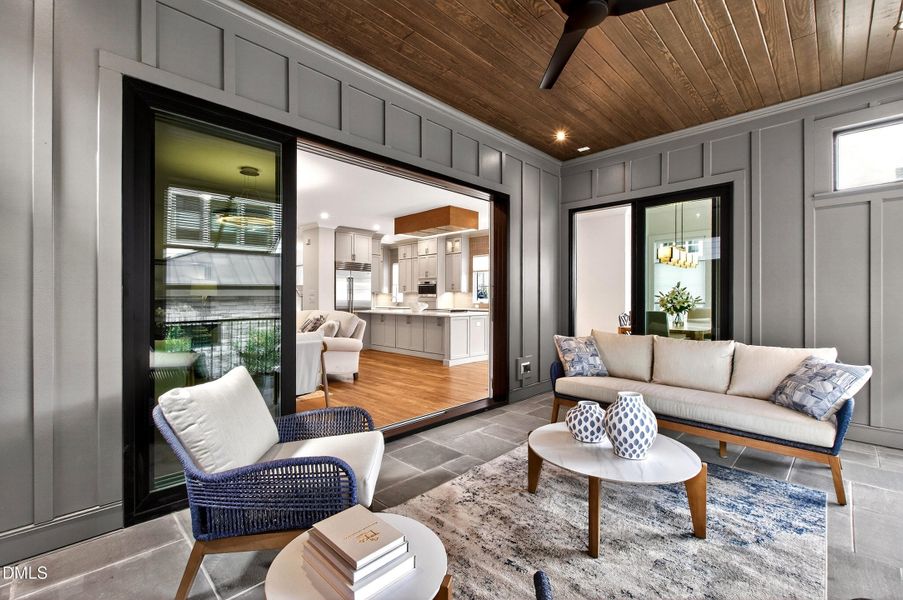 Carson (42) Carson (42)