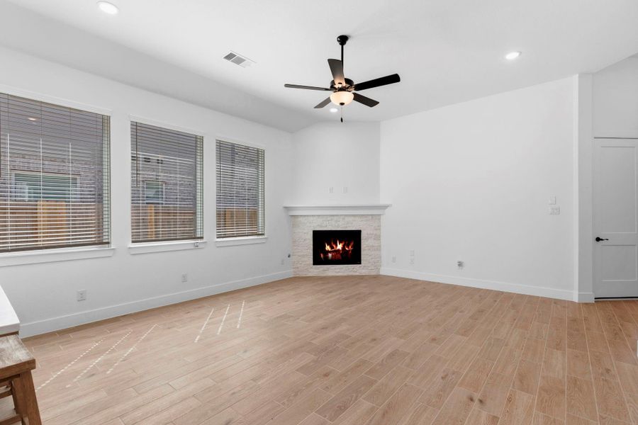 Spacious, unfurnished interior of a new home in Jubilee, Hockley (Image 32).