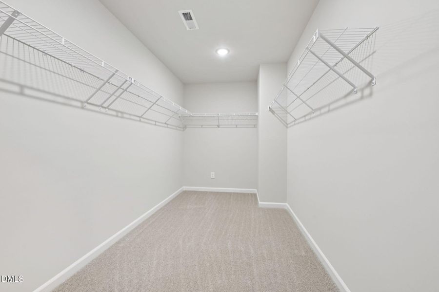 35-web-or-mls-Oak Manor - Raleigh - 716