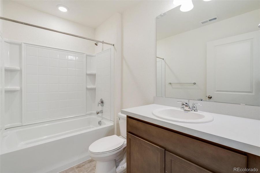 Furnished interior view inside a new home in Trails at Crowfoot, Parker (Image 10). Furnished interior view inside a new home in Trails at Crowfoot, Parker (Image 10).