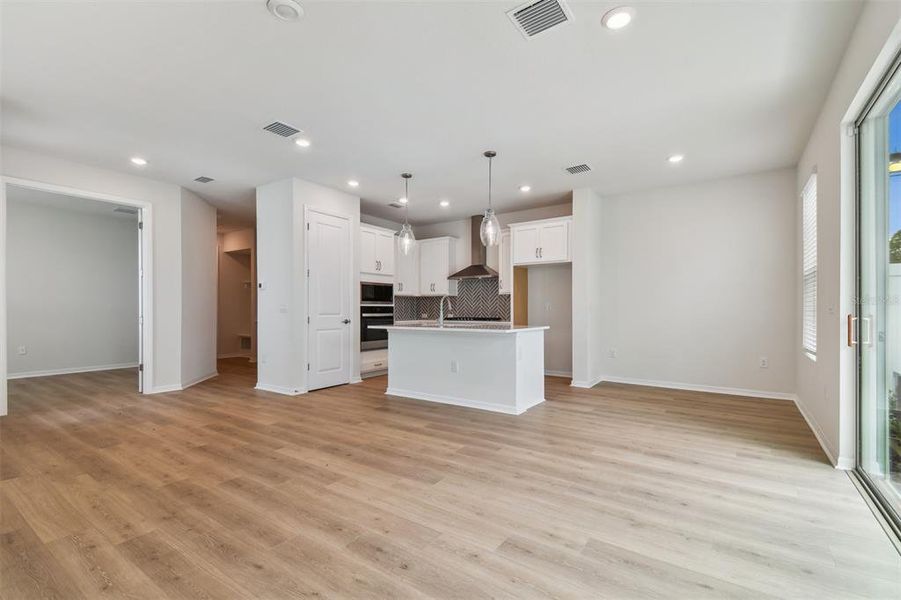 Kitchen & Dining Room