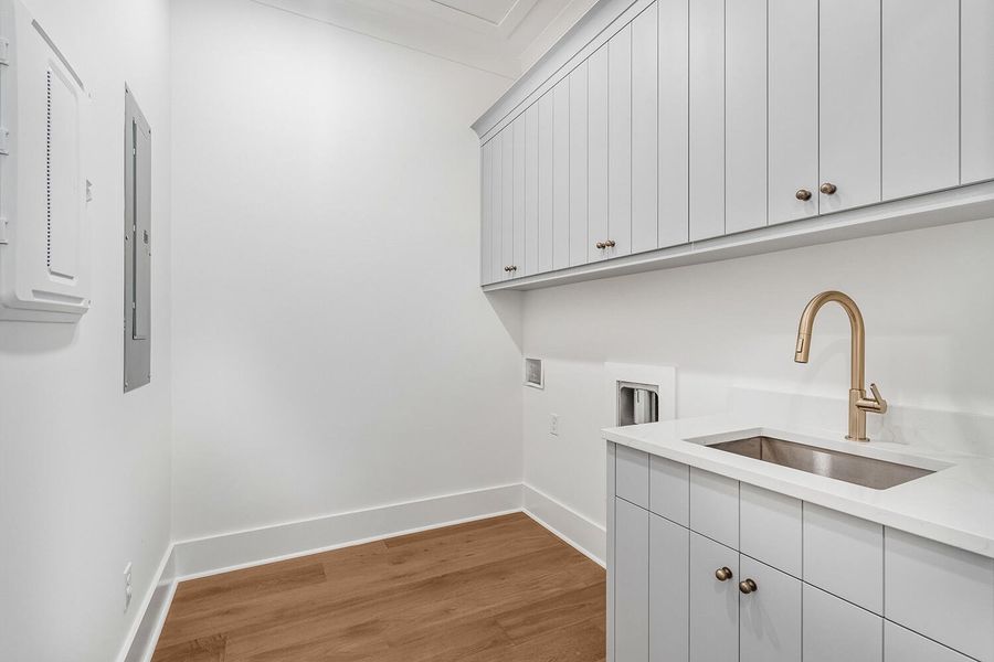 Image 35 of a home in .