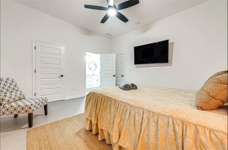 Furnished interior view inside a new home in , Hogansville (Image 14).