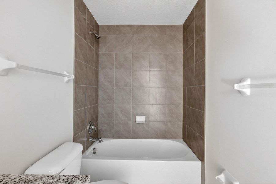 138 SEMINOLE 2ND BATH 2