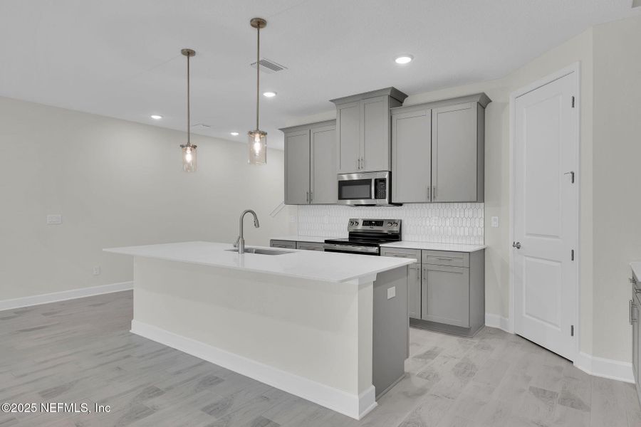 Furnished interior view inside a new home in , Ponte Vedra (Image 6).