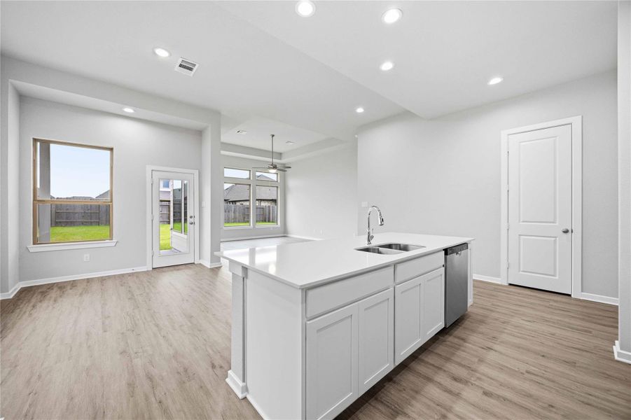 Furnished interior view inside a new home in Lago Mar  50'  &  55', Texas City (Image 9).
