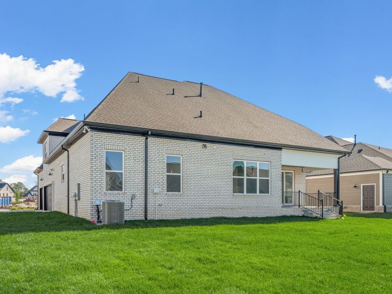 Exterior details and patio area of a home in Shelton Square, Murfreesboro (Image 30).