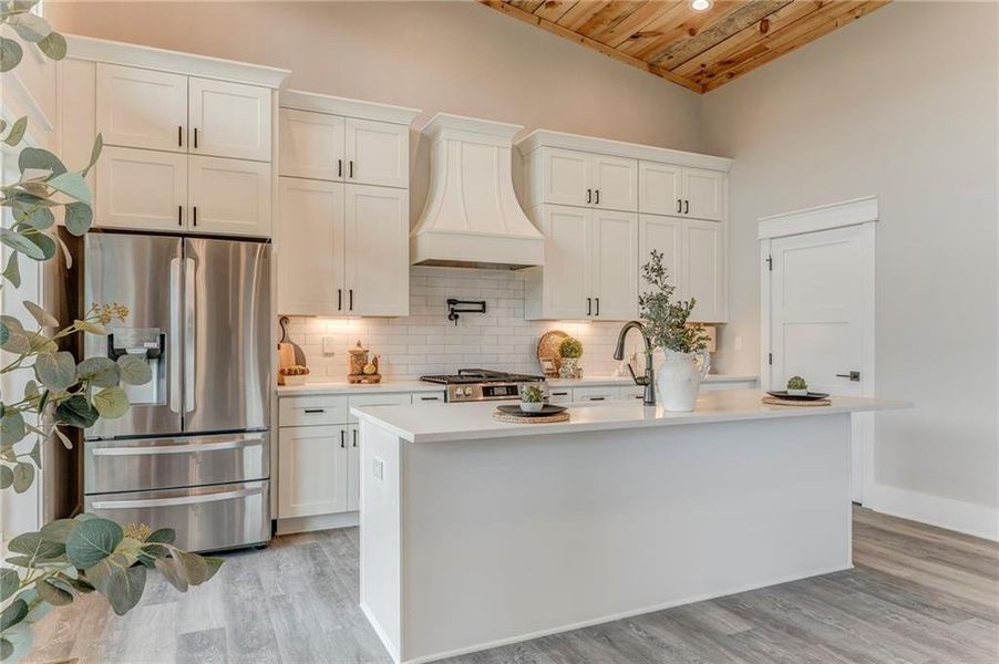 Furnished interior view inside a new home in , Ranger (Image 16).