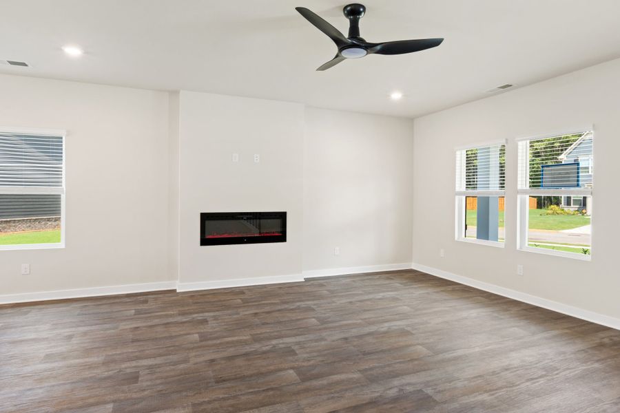 5br New Home in McDonough, GA.  - Slide 6