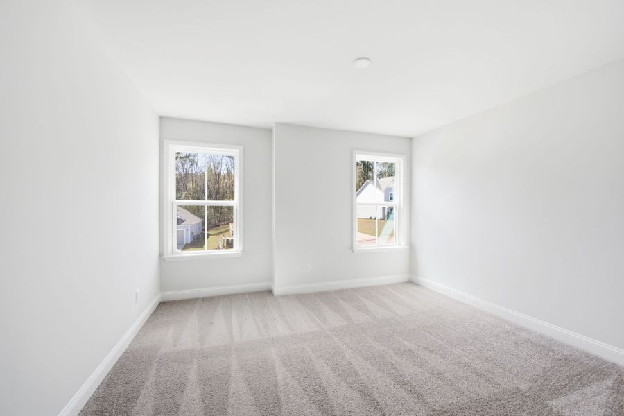 Spacious, unfurnished interior of a new home in Carriage Estates, Lexington (Image 19).