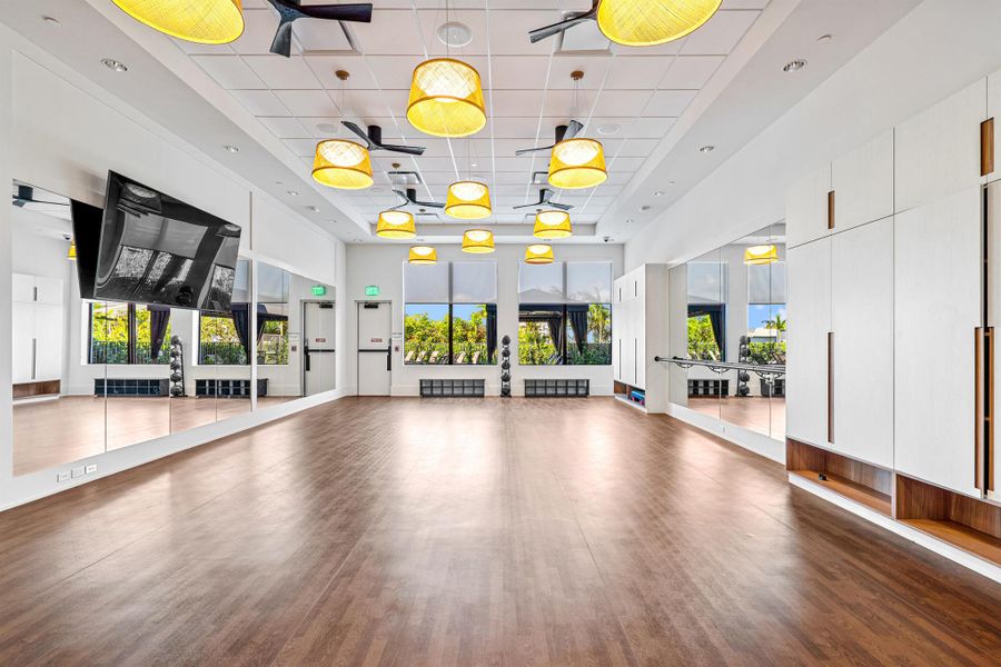 Image 33 of a home in . Image 33 of a home in .