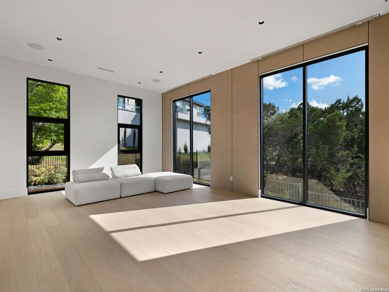 Image 72 of a home in .