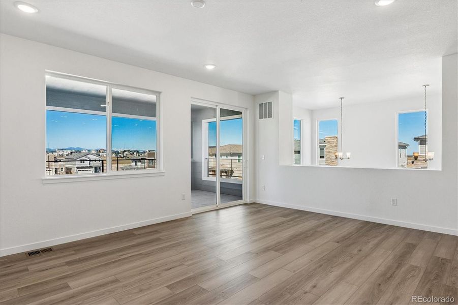 Spacious, unfurnished interior of a new home in The Summit at Meridian, Englewood (Image 18).