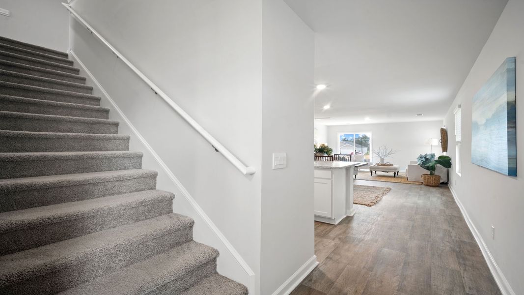 Spacious, unfurnished interior of a new home in Holly Oaks, Statesboro (Image 23).