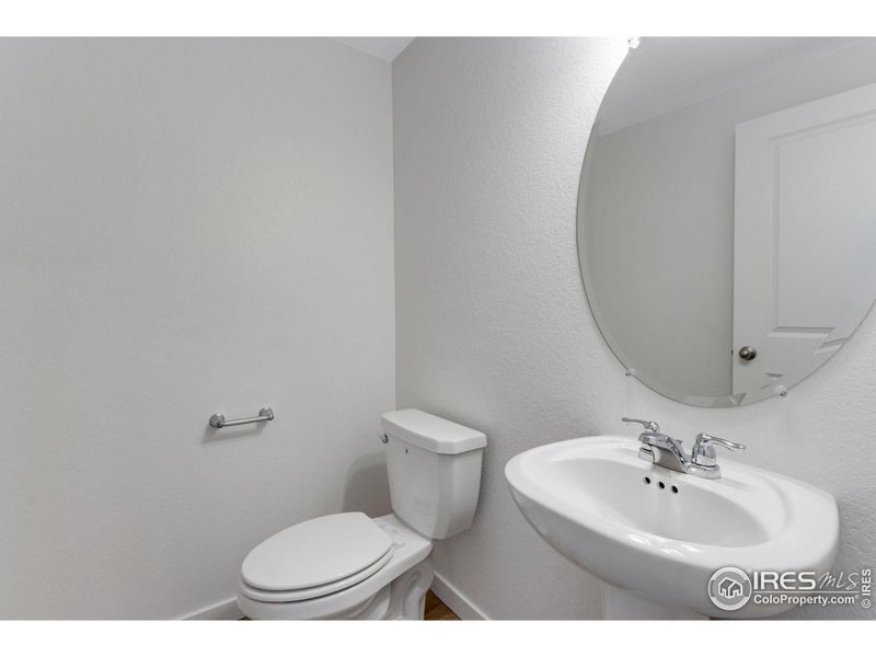 Image 16 of a home in Vista Meadows.