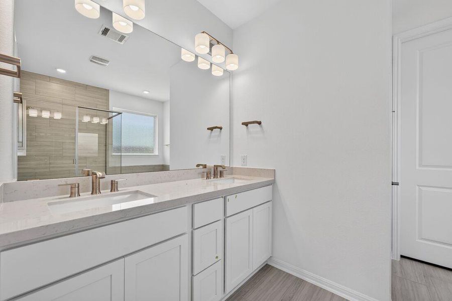 1000 Scenic Green Loop ~ Ready Now 1000 Scenic Green Loop ~ Ready Now