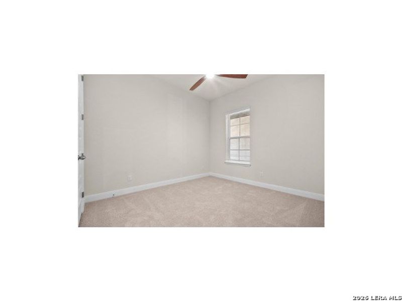 Spacious, unfurnished interior of a new home in Cibolo Crossing, Universal City (Image 9). Spacious, unfurnished interior of a new home in Cibolo Crossing, Universal City (Image 9).