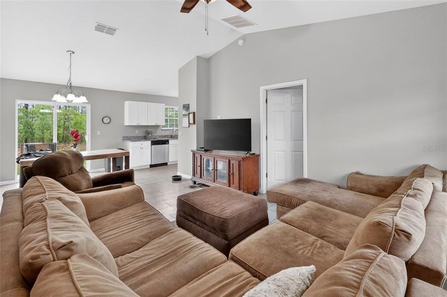 Furnished interior view inside a new home in , Dunnellon (Image 13).