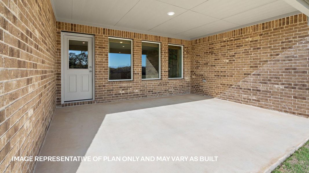 Exterior details and patio area of a home in Riverview, Georgetown (Image 24).