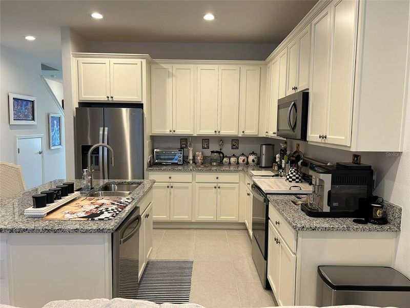 Furnished interior view inside a new home in , Winter Garden (Image 17).