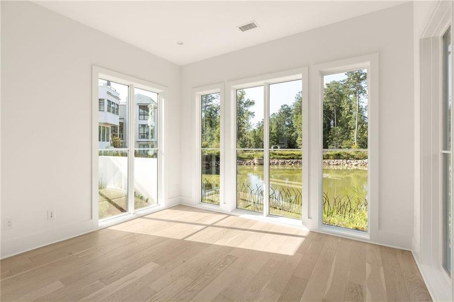 Spacious, unfurnished interior of a new home in , Chattahoochee Hills (Image 11).