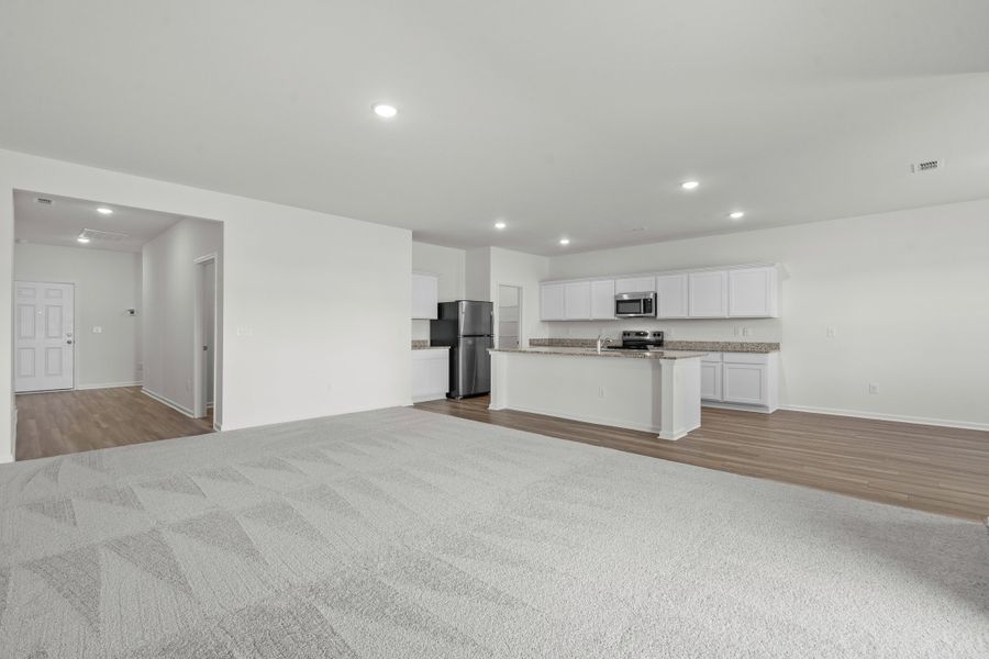 Representative unfurnished interior of a home built from the Europa by Starlight Homes in Andalusia, Loris (Image 17).