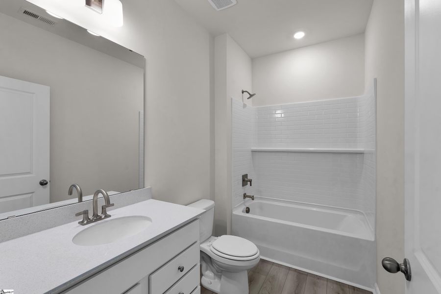 Furnished interior view inside a new home in Lynbrook, Boiling Springs (Image 6).