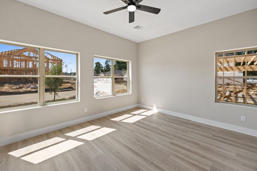 Spacious, unfurnished interior of a new home in , Spring (Image 19).