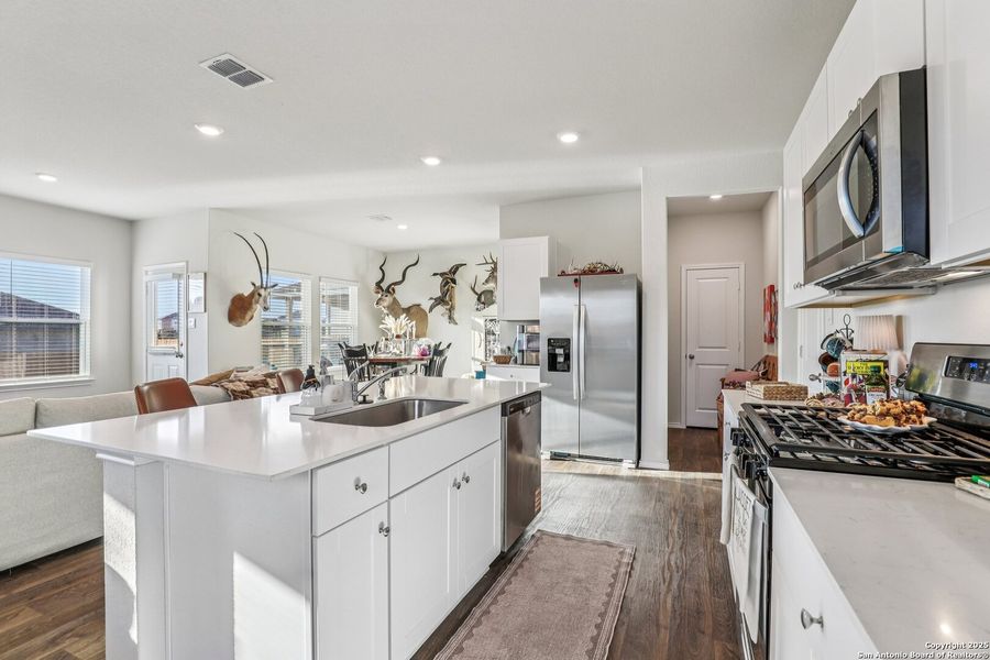 Furnished interior view inside a new home in The Links at River Bend, Floresville (Image 7). Furnished interior view inside a new home in The Links at River Bend, Floresville (Image 7).