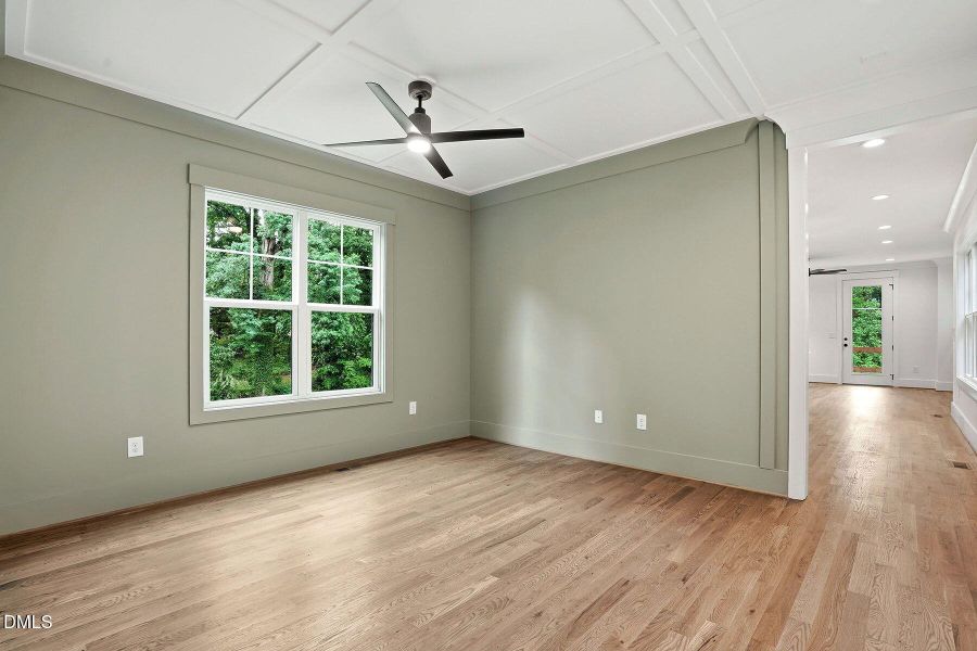 6-web-or-mls-502 W Chatham Dr-14 6-web-or-mls-502 W Chatham Dr-14