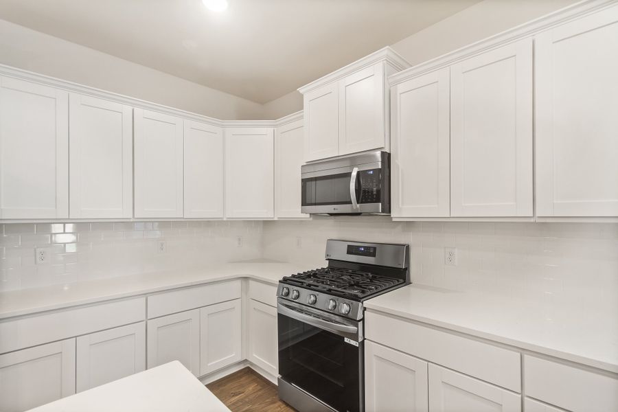 Furnished interior view inside a new home in The Grove, Florence (Image 16).