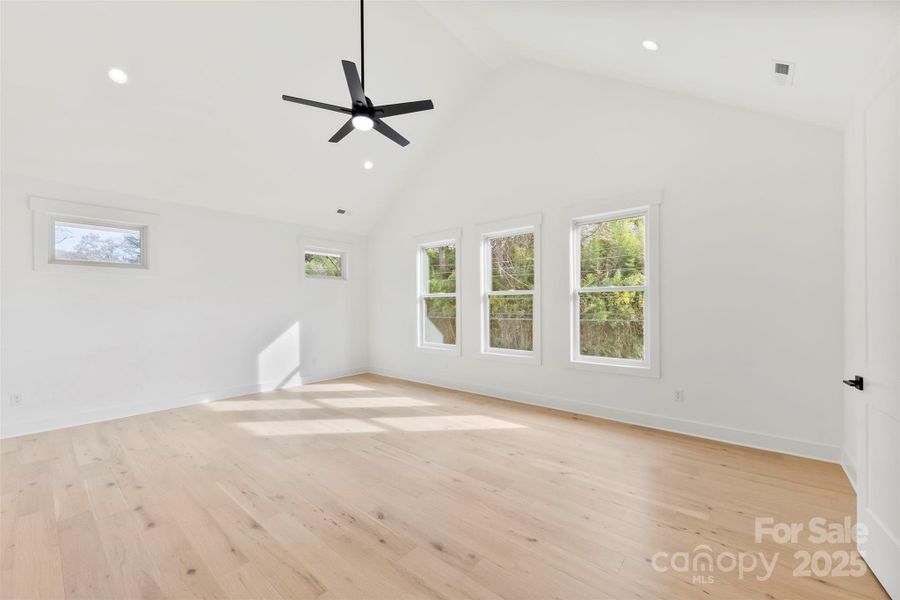 Spacious, unfurnished interior of a new home in , Belmont (Image 22).