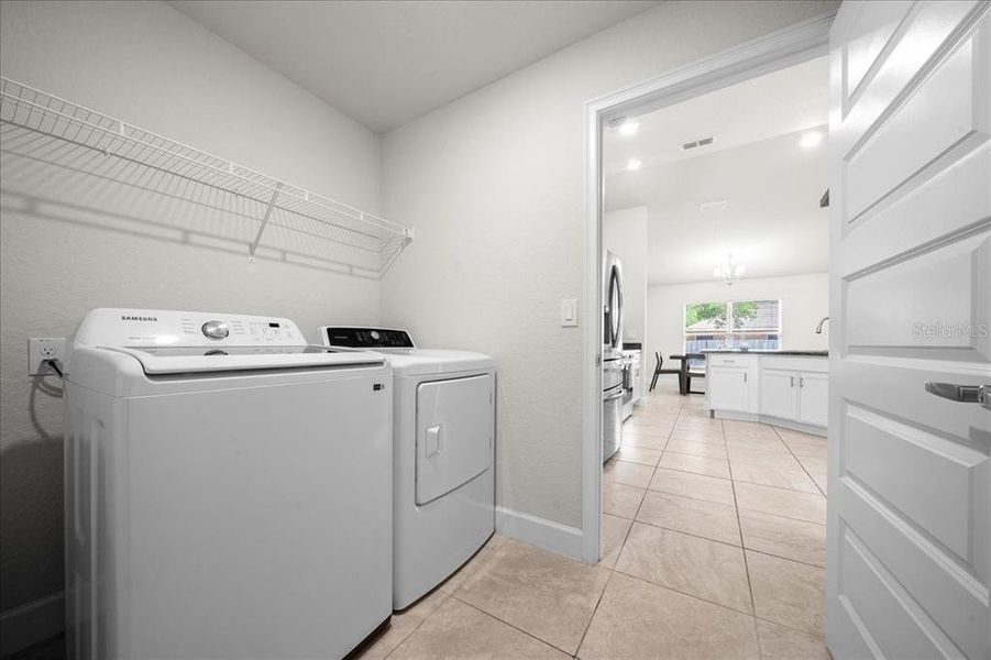 Furnished interior view inside a new home in , Ocala (Image 10).