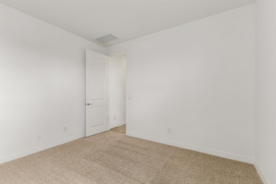 Spacious, unfurnished interior of a new home in Tierra Vistoso, Surprise (Image 14).