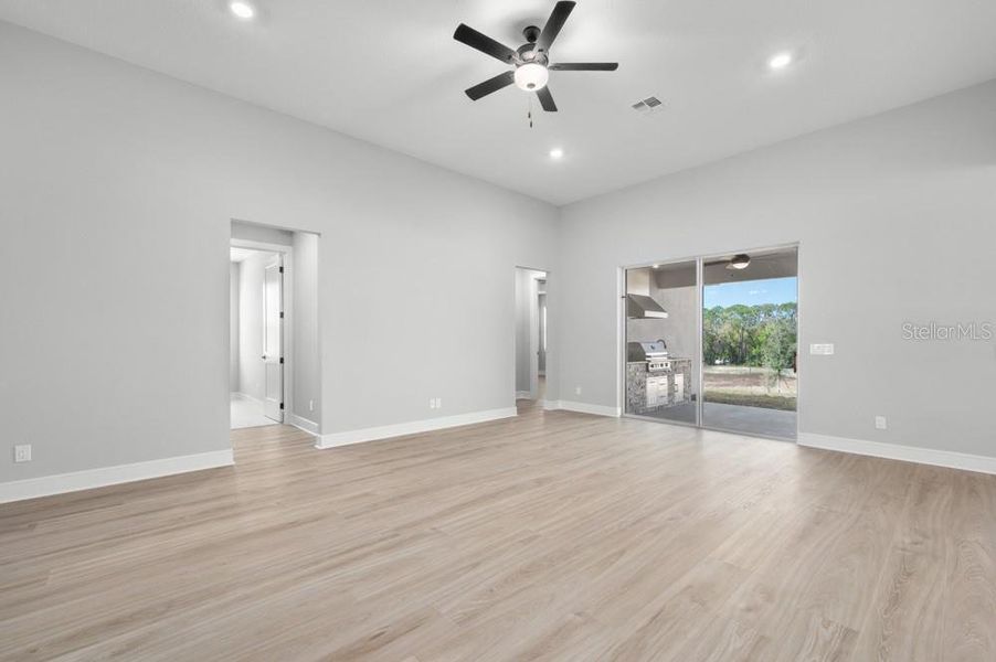 Spacious, unfurnished interior of a new home in , Fruitland Park (Image 18). Spacious, unfurnished interior of a new home in , Fruitland Park (Image 18).