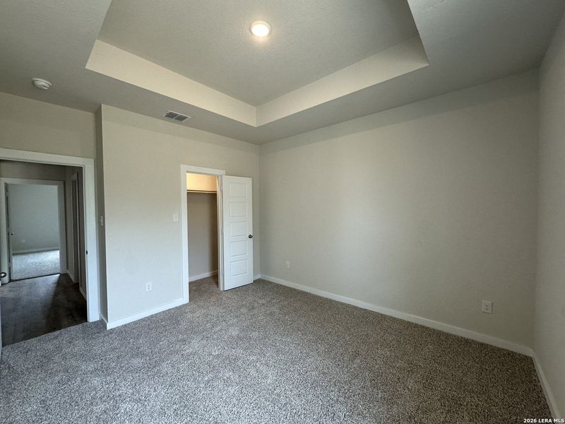 Spacious, unfurnished interior of a new home in Jordan's Ranch, San Antonio (Image 6). Spacious, unfurnished interior of a new home in Jordan's Ranch, San Antonio (Image 6).