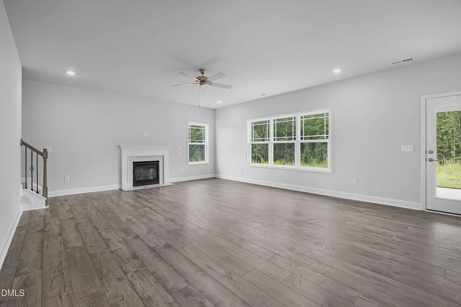 Spacious, unfurnished interior of a new home in Charlotte's Ridge, Middlesex (Image 22).