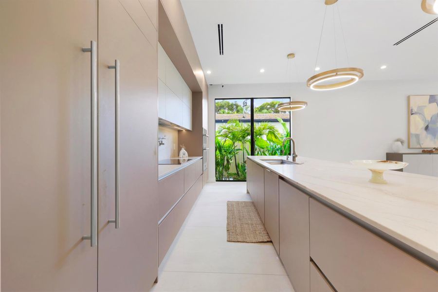 Furnished interior view inside a new home in , Fort Lauderdale (Image 66).