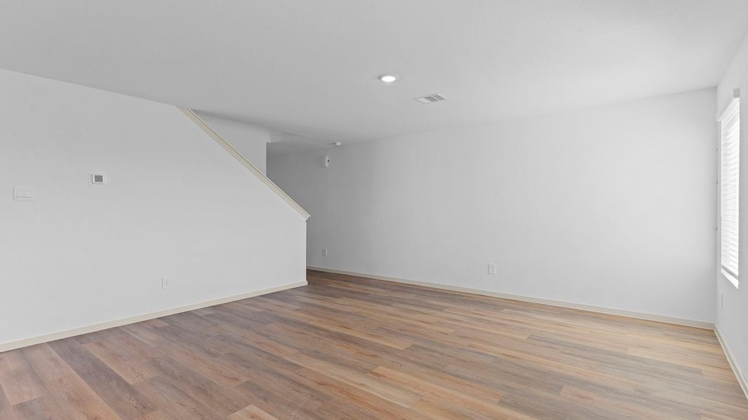 Spacious, unfurnished interior of a new home in Watermark, Alvin (Image 9). Spacious, unfurnished interior of a new home in Watermark, Alvin (Image 9).